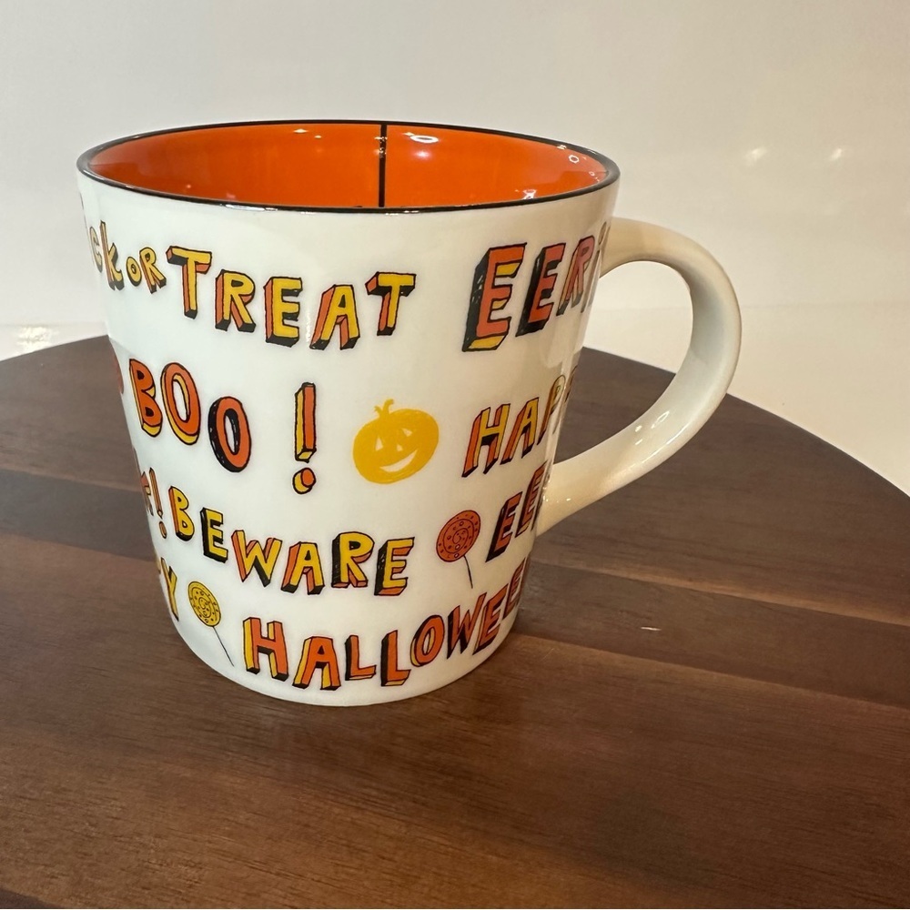 Starbucks Coffee 2007 Halloween Boo Beware EEK Eerie Spider Orange Mug 16 oz